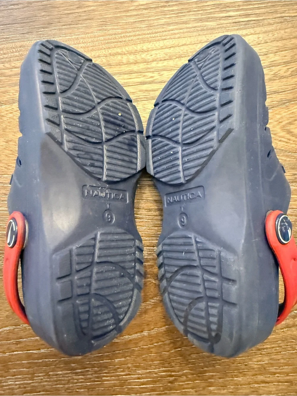 Nautica Kids Navy and Red Water Clog Sandals Size 9T